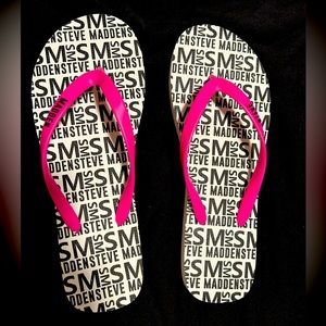 Steve Madden Flip flops | Sandals